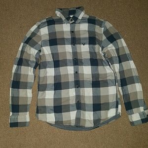 American Eagle Outfitters button up MEDIUM